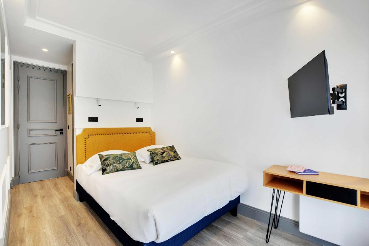 Magnifique Appartement - 2Br - 6P - Place De L'Etoile Paris Luaran gambar